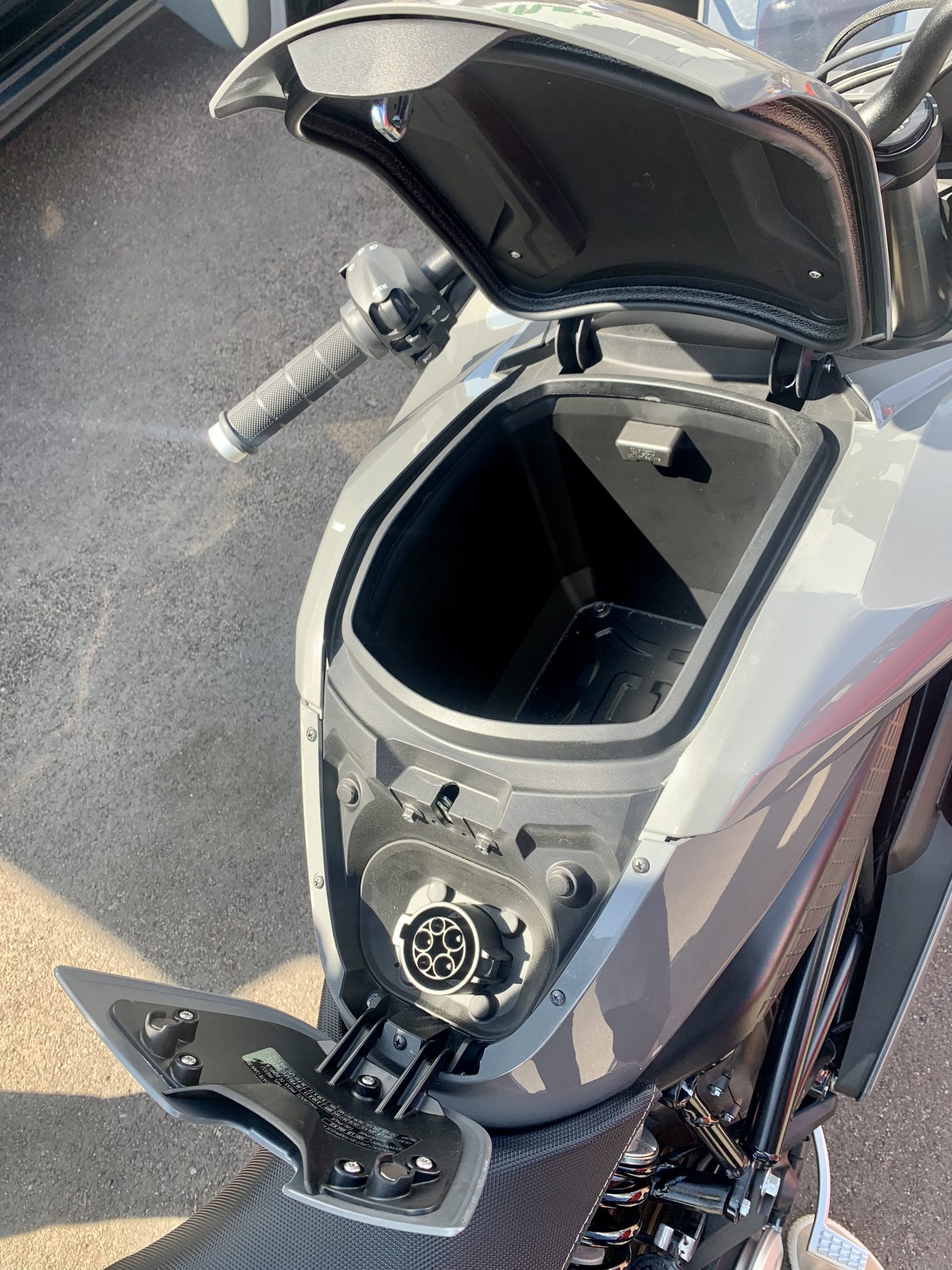 Zero SRS Electric Motorcycle Review | DE-CO - Drive Electric Colorado